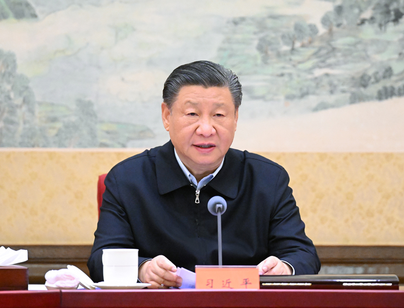 中共中央政治局召开专题民主生活会强调 巩固拓展主题教育成果 为强国建设民族复兴伟业汇聚强大力量 中共中央总书记习近平主持会议并发表重要讲话
